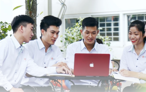 Kế hoạch tổ chức cuộc thi ảnh chào mừng ngày 26/3, 30/4 và 1/5 - Chủ đề "Mãi bên nhau bạn nhớ"